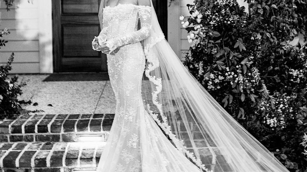 CELEBRITY WEDDING DRESSES