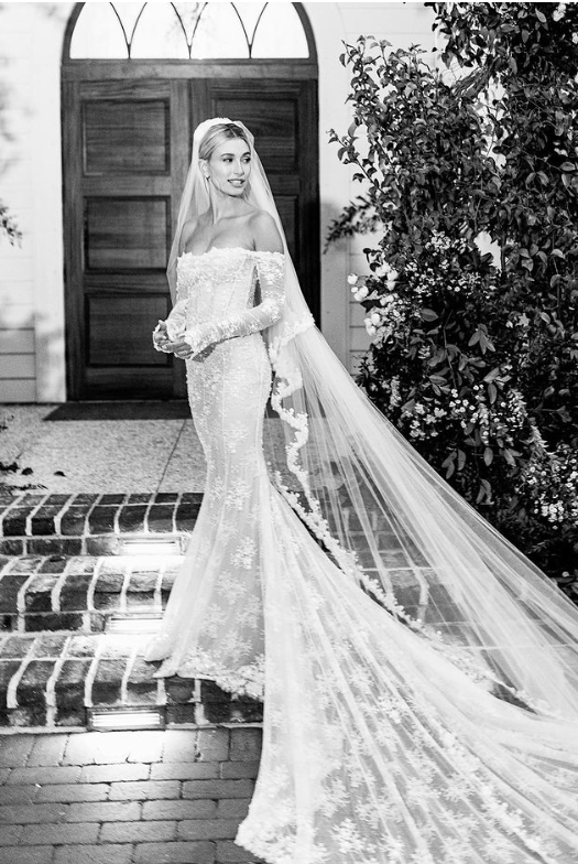 CELEBRITY WEDDING DRESSES