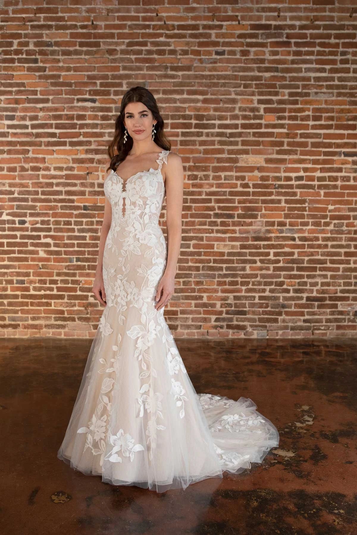 Essence of Australia D3709 Moderne Bridal Cork The Moderne Bridal